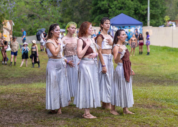 RE//BIRTH—Zen Zen Zo Physical Theatre, Spiegeltent, Yonder Festival 2021