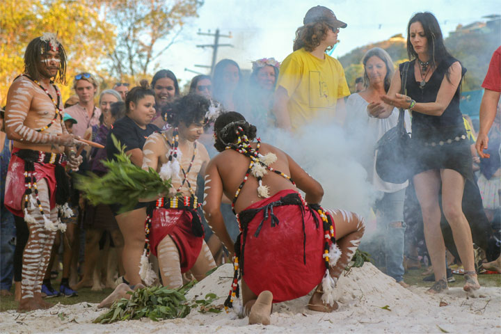 Smoking ceremony, Island Vibe Festival, Stradbroke Island
