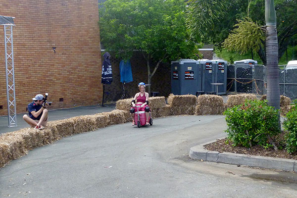 Bronwen races her 1000w esky