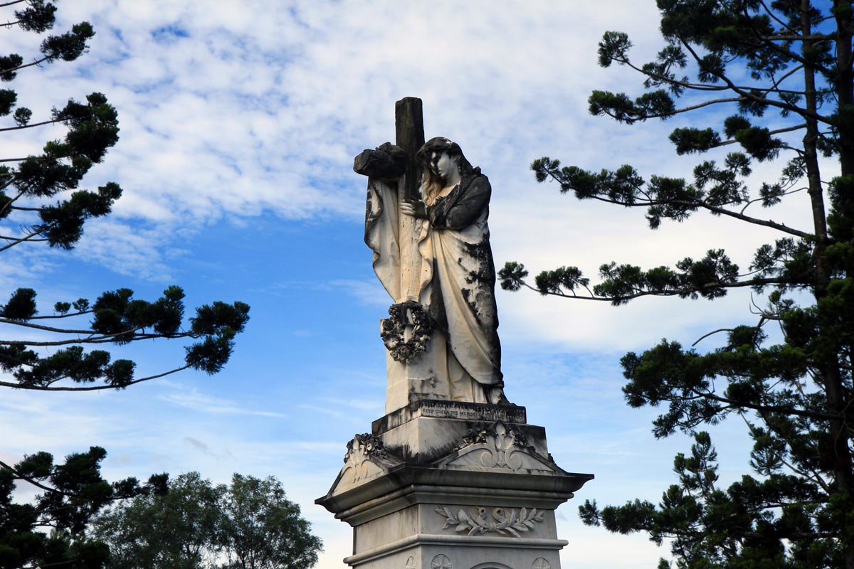 A Faithful Angel, Toowong Cemetery