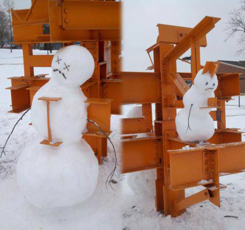 Gruesomely dead snowmen.